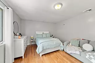 35 Striper Cir, Dartmouth, MA 02747 - Photo 17