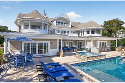28 Aunt Ediths Rd, Yarmouth, MA 02664 - Photo 5