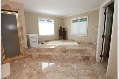 14 Arrowhead Drive, Saugus, MA 01906 - Photo 17