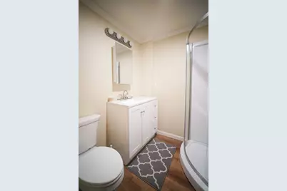 103 Farnsworth St, Springfield, MA 01107 - Photo 11