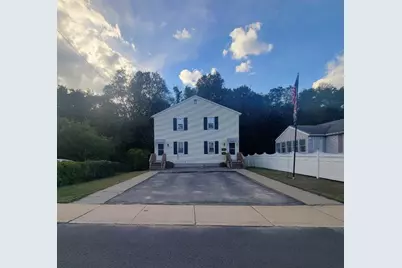 457 Charlton St, Southbridge, MA 01550 - Photo 1