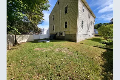 457 Charlton St, Southbridge, MA 01550 - Photo 5