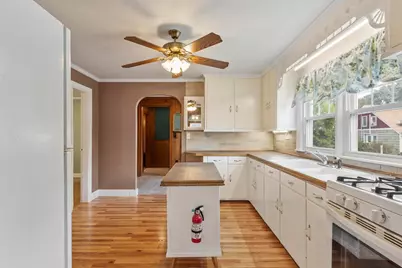 173 Tenth St, Leominster, MA 01453 - Photo 11