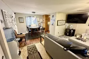 205 Bishop Dr, Framingham, MA 01702 - Photo 3