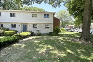 205 Bishop Dr, Framingham, MA 01702 - Photo 1