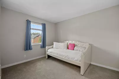 202 Windsor Drive #202, Framingham, MA 01701 - Photo 23