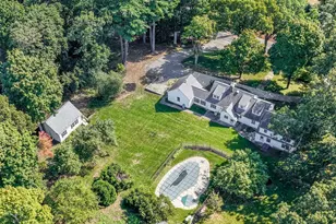 35 Forest St, Stoneham, MA 02180 - Photo 5