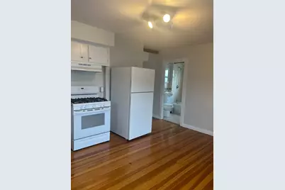 23 Roundy St #2, Beverly, MA 01915 - Photo 1