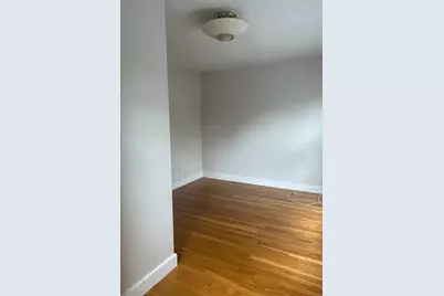 23 Roundy St #2, Beverly, MA 01915 - Photo 3