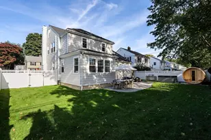 31 Sevinor Rd, Marblehead, MA 01945 - Photo 21