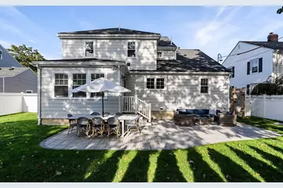 31 Sevinor Rd, Marblehead, MA 01945 - Photo 19