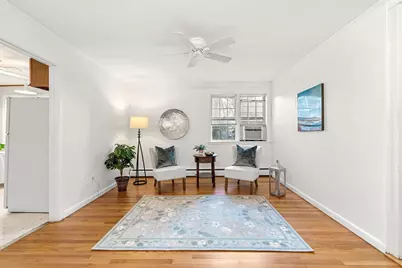 26 Summer St #5, Marblehead, MA 01945 - Photo 5