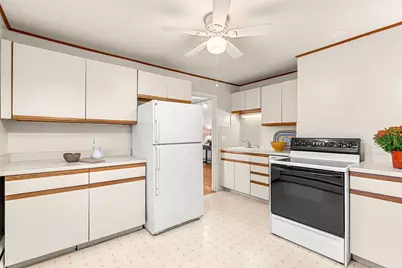 26 Summer St #5, Marblehead, MA 01945 - Photo 11