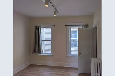 14 Glenwood Ave #2, Cambridge, MA 02139 - Photo 9