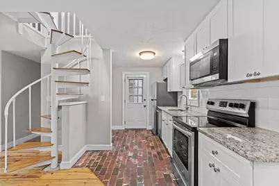 12 State Rd #2E, Plymouth, MA 02360 - Photo 7