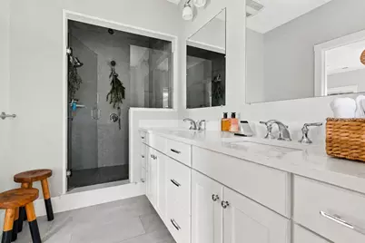 12 Grove St #2, Waltham, MA 02453 - Photo 17
