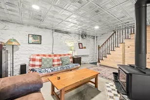 103 Newtonville Ave, Newton, MA 02458 - Photo 9