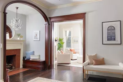 362 Tappan St, Brookline, MA 02445 - Photo 5