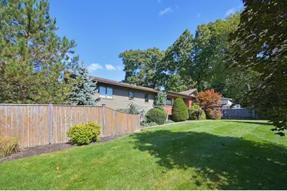 29 Sayles Hill Rd, Lincoln, RI 02838 - Photo 3