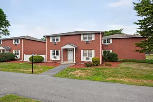 156 Kingston St, North Andover, MA 01845 - Photo 33