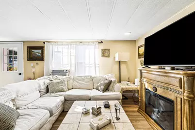 28 Washington Park, Carver, MA 02330 - Photo 5