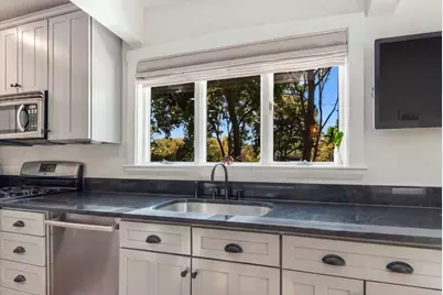 137 Fort Hill St, Hingham, MA 02043 - Photo 7