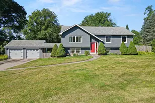 23 Georgetown Rd, West Newbury, MA 01985 - Photo 1