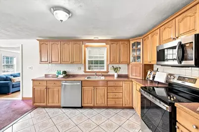 2040 Central St, Stoughton, MA 02072 - Photo 11