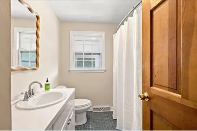 2040 Central St, Stoughton, MA 02072 - Photo 23