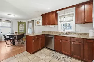 300 Parkland Ave, Lynn, MA 01905 - Photo 9