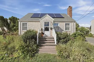 25 Bellevue St, New Bedford, MA 02744 - Photo 1