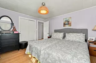 25 Bellevue St, New Bedford, MA 02744 - Photo 15