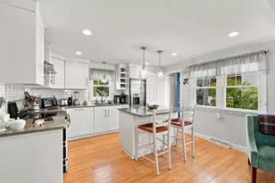 25 Bellevue St, New Bedford, MA 02744 - Photo 5