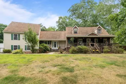 133 Killiney Woods, Millville, MA 01529 - Photo 3