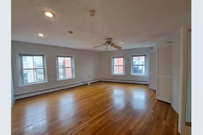 21 Moon Street #11, Boston, MA 02113 - Photo 5
