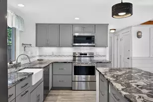 14 Nickerson St, Falmouth, MA 02536 - Photo 17