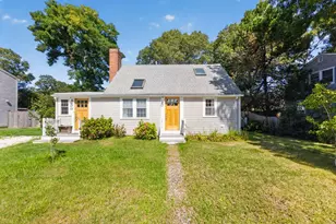 14 Nickerson St, Falmouth, MA 02536 - Photo 3