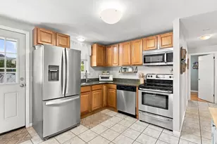 49 Wheelock St, Oxford, MA 01540 - Photo 9