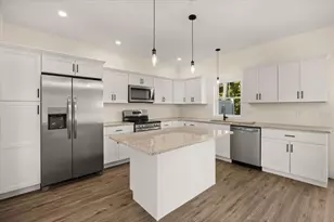 65 Wales St, Taunton, MA 02780 - Photo 9