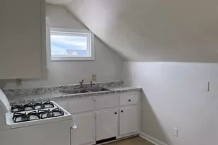 105 George St, Fall River, MA 02720 - Photo 3