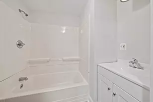 113 New Haven St, Boston, MA 02132 - Photo 27
