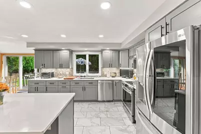 48 Hickory Dr, Worcester, MA 01609 - Photo 13