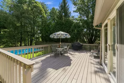 48 Hickory Dr, Worcester, MA 01609 - Photo 37