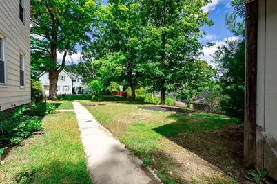 83 W Myrtle St, Orange, MA 01364 - Photo 5