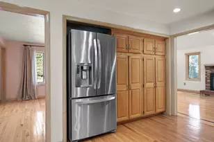 109 Hampton Rd, Sharon, MA 02067 - Photo 5
