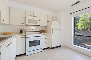 4 Summit Dr, Reading, MA 01867 - Photo 19