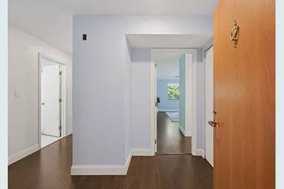 4 Summit Dr #001, Reading, MA 01867 - Photo 9