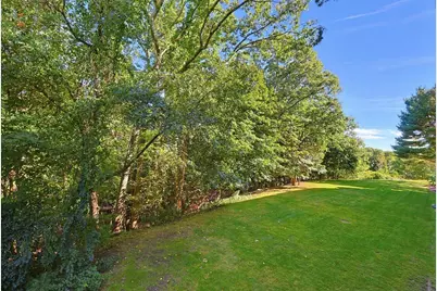 4 Summit Dr #001, Reading, MA 01867 - Photo 15