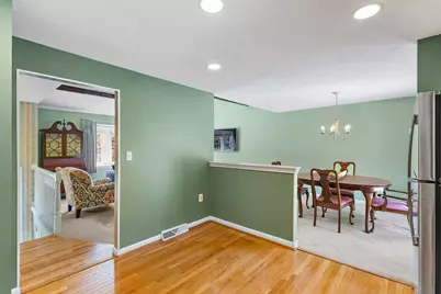 8 Roaen Dr, Chelmsford, MA 01863 - Photo 11