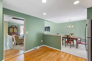 8 Roaen Dr, Chelmsford, MA 01863 - Photo 11